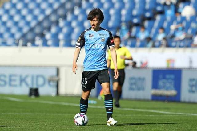 场均8.4分钟+逐渐边缘化 李月汝发文表达失望与无助